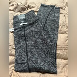 VICTORIAS SECRET Sport Knock Out Tights NEW WITH TAG
